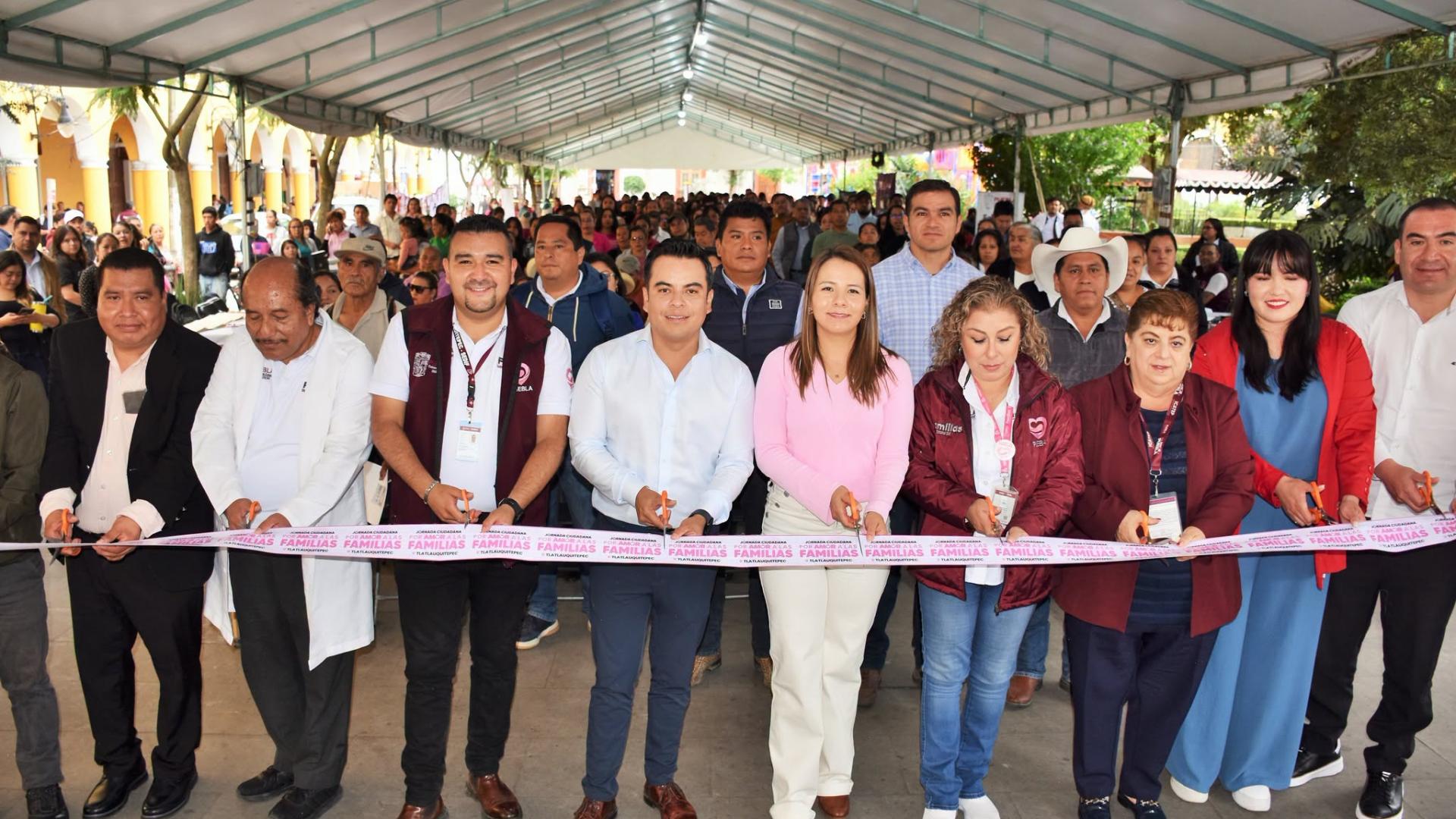 POR AMOR A LAS FAMILIAS